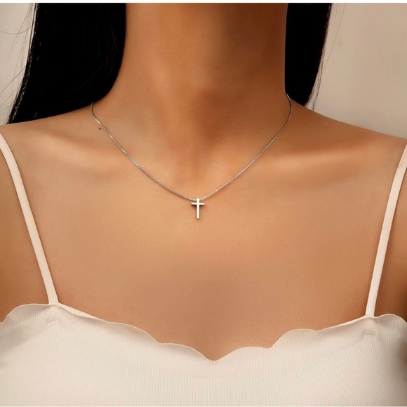 SILVER 14k White Gold Plated Snake Cross Pendant Necklace - Picture 1 of 3